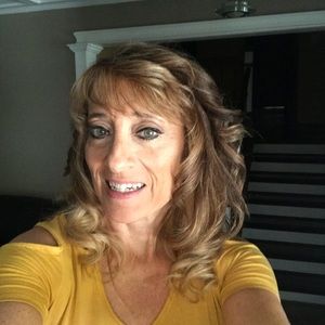 Meet your Posher, Janet